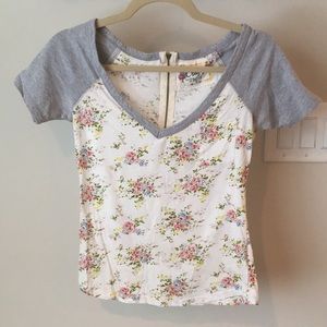 Crafty floral top with zipper